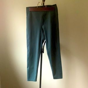 Girlfriend Collective 7/8 compressive legging